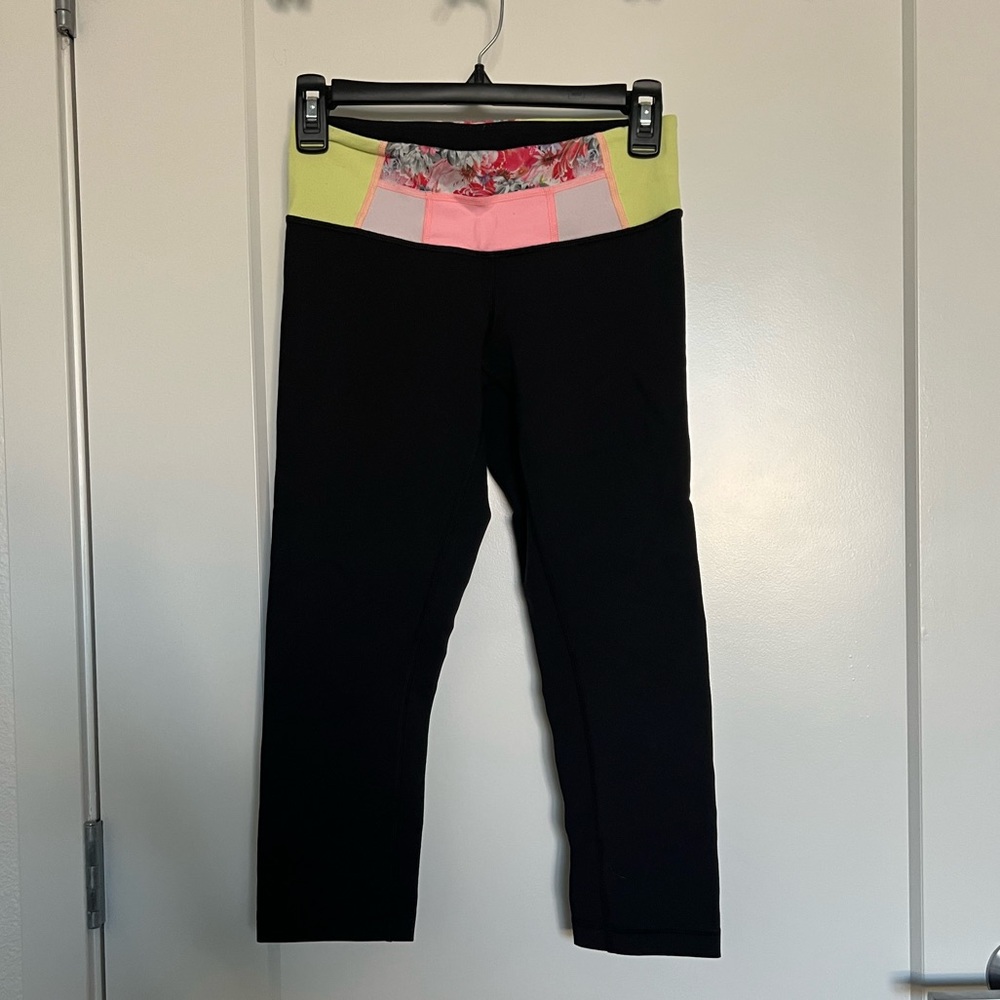 Lululemon reversible crop leggings